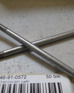 Hexagon head screw M 8x140 DIN 931 SS